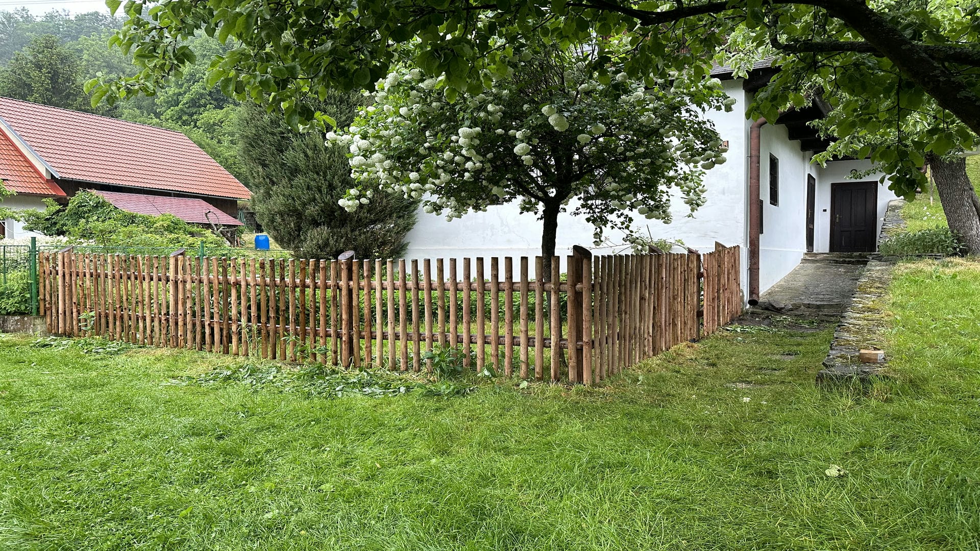 Obrázek 6 / Dřevěné ploty - strojně frézované   - realizace Svojanov 06-2023